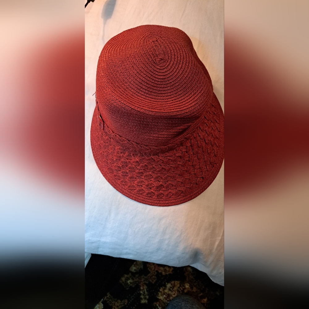 Red Hat - image 2